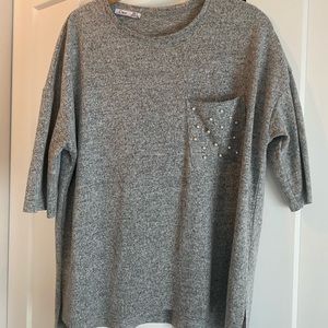 Dex short sleeve sweater.